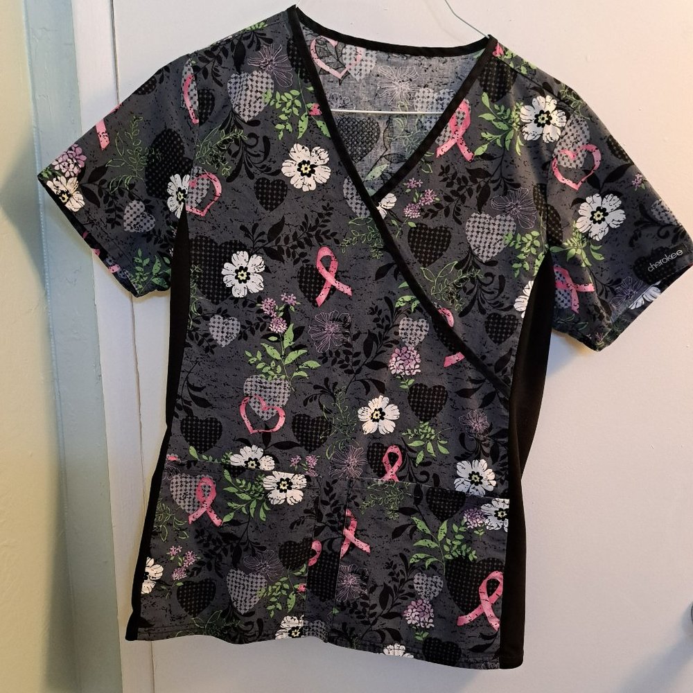 Cherokee scrub top